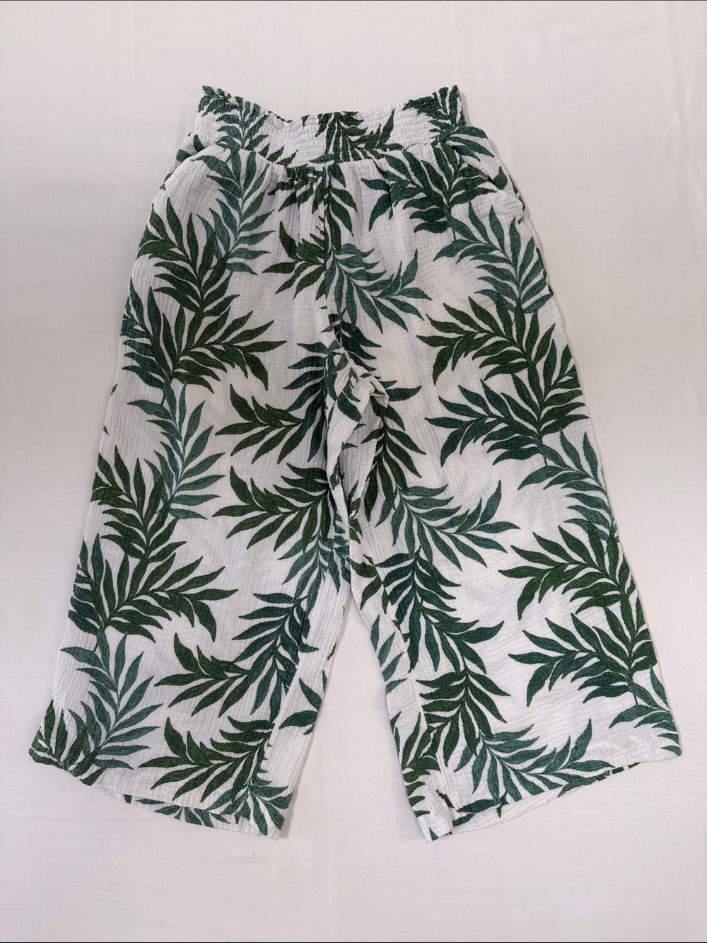 Women’s White Ankle Crop Palm-Print Pants